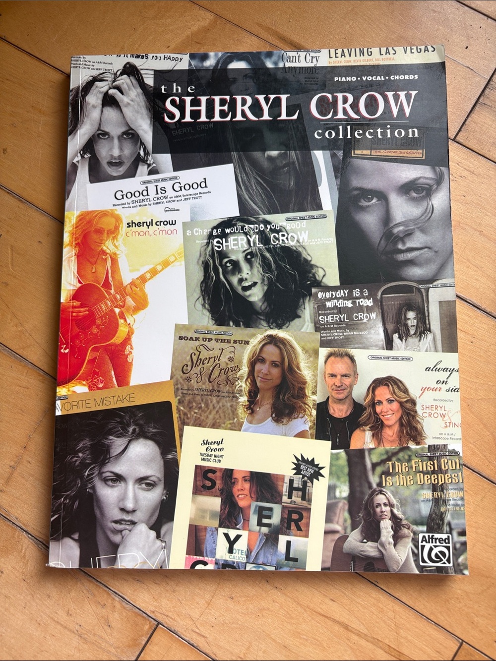 2003 The Sheryl Crow Collection Piano Vocal & Guitar Songbook, Alfred Music